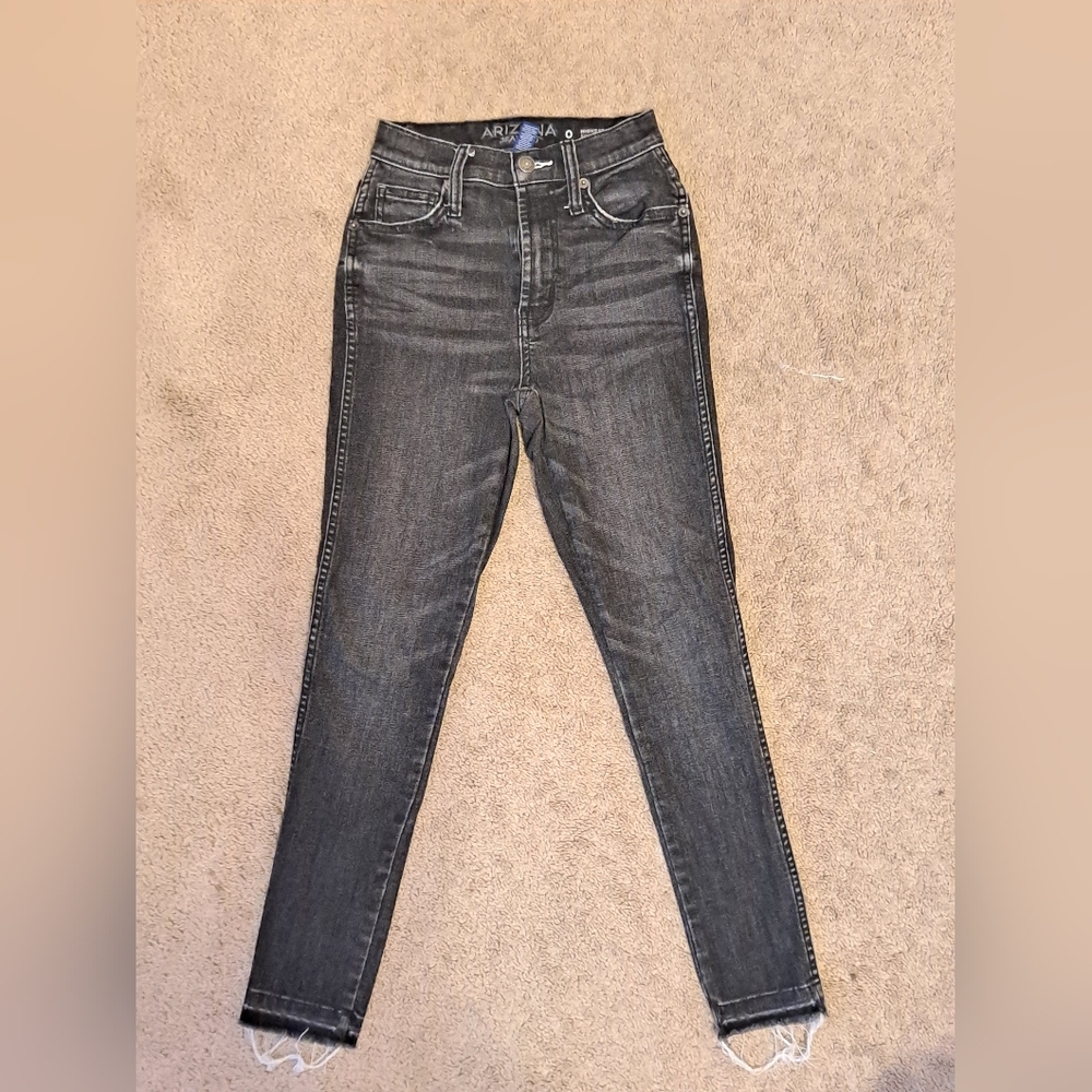 Arizona Jean Co. Highest-rise Skinny ankle denim jeans